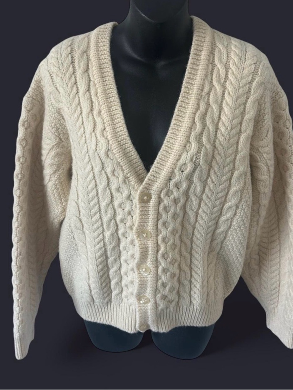 100% wool Chunky‎ thick Cream Cable Knit V-Neck Button Front Sweater